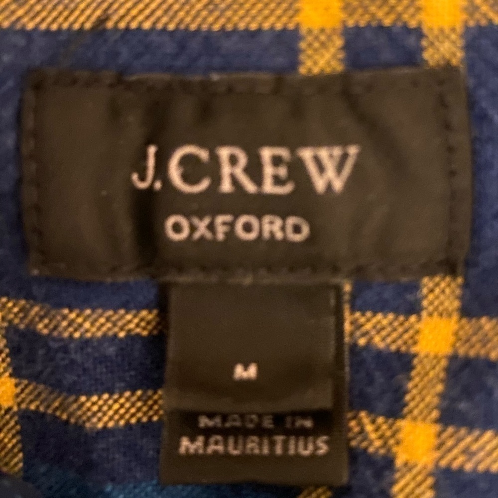J Crew Men’s button Down shirt size Medium - Picture 3 of 6